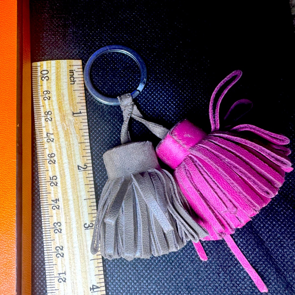 Hermes Duo Bag Charm Carmen Uno Dos Rare Combo Ring Tassel Accent Tan & PINK - Picture 7 of 9